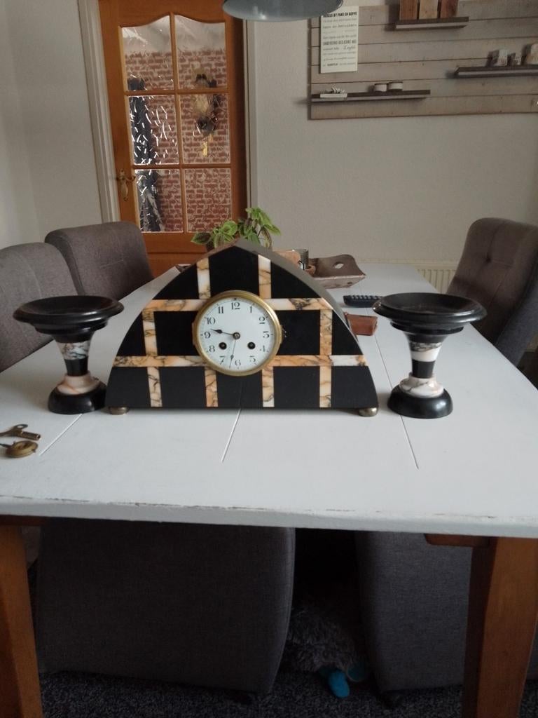 Marmeren klokstel met twee vazen, Antiek en Kunst, Antiek | Klokken, Ophalen