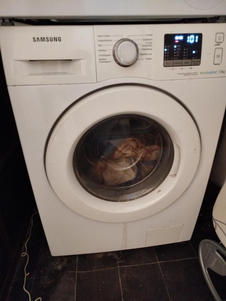 Gratis ophalen: defecte wasmachine, Witgoed en Apparatuur, Wasmachines, 6 tot 8 kg, Ophalen, 1200 tot 1600 toeren, 85 tot 90 cm