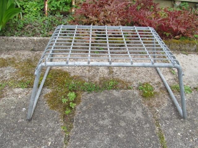 Stevig vintage metaal/ijzer opstapje voor camper of caravan, Ophalen, Gebruikt, IJzer