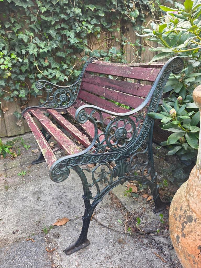 Antieke gietijzeren tuinbank - 19e eeuwse stijl, Ophalen, Gebruikt, Metaal