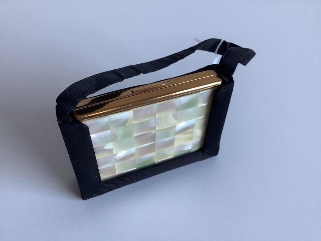 vintage carryall met poedercompact jaren 40, Ophalen of Verzenden, Dames