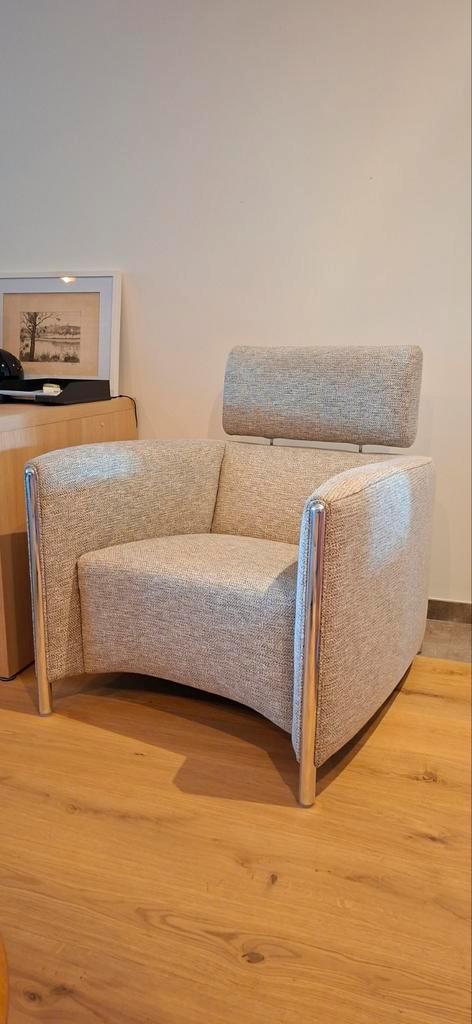 Leolux Fauteuil Goncharov - Zo goed als nieuw, Huis en Inrichting, Fauteuils, Zo goed als nieuw, Metaal, Stof, 75 tot 100 cm, 75 tot 100 cm