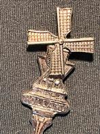 Leuk bewerkt lepeltje met draaiende molen., Antiek en Kunst, Ophalen of Verzenden