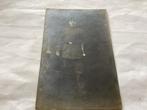 Oude foto van soldaat met uniform en sabel, Gebruikt, Foto, Ophalen of Verzenden, Voor 1940