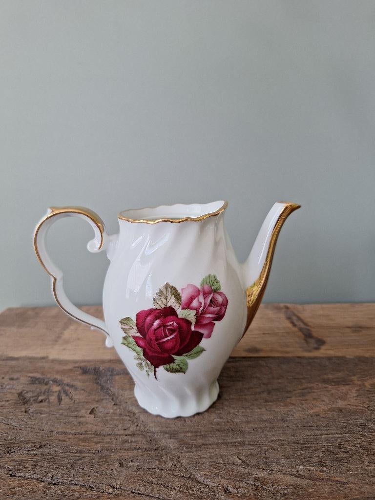 Theekannetje Rheinpfalz Hartporzellan., Huis en Inrichting, Ophalen, Gebruikt, Overige stijlen, Overige typen