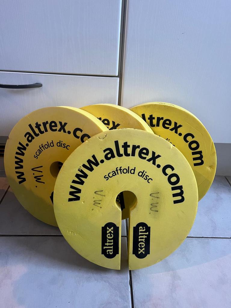 Altrex scaffold disc stijgerbumpers, Ophalen, Zo goed als nieuw, Rolsteiger of Kamersteiger, Minder dan 2 meter