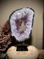 Amethist portal op zwarte draaibare stalen voet, Ophalen of Verzenden, Mineraal