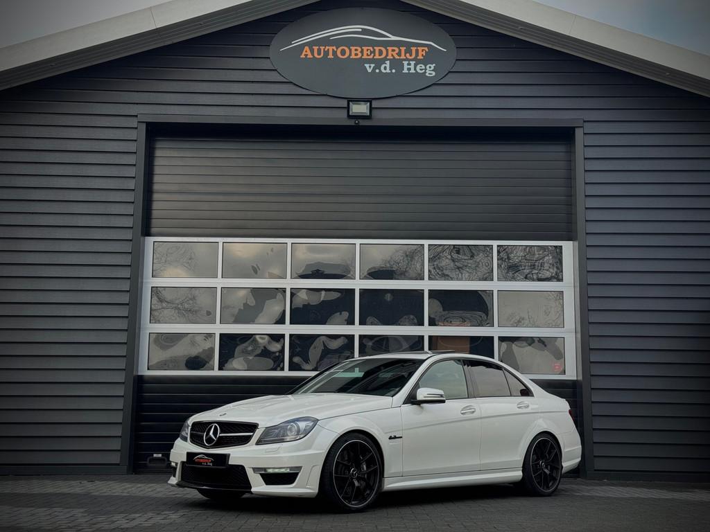 Mercedes-Benz C-klasse AMG c63 wit, Auto's, Mercedes-Benz, Automaat, Euro 5, Achterwielaandrijving, Wit