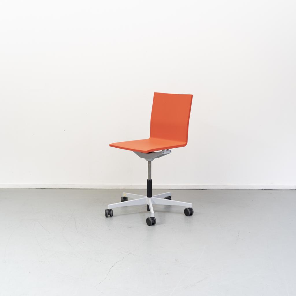 1 x Vitra Maarten v Severen Bureaustoel .04 Oranje, Niet ingevuld, Niet ingevuld, Oranje, Ophalen of Verzenden