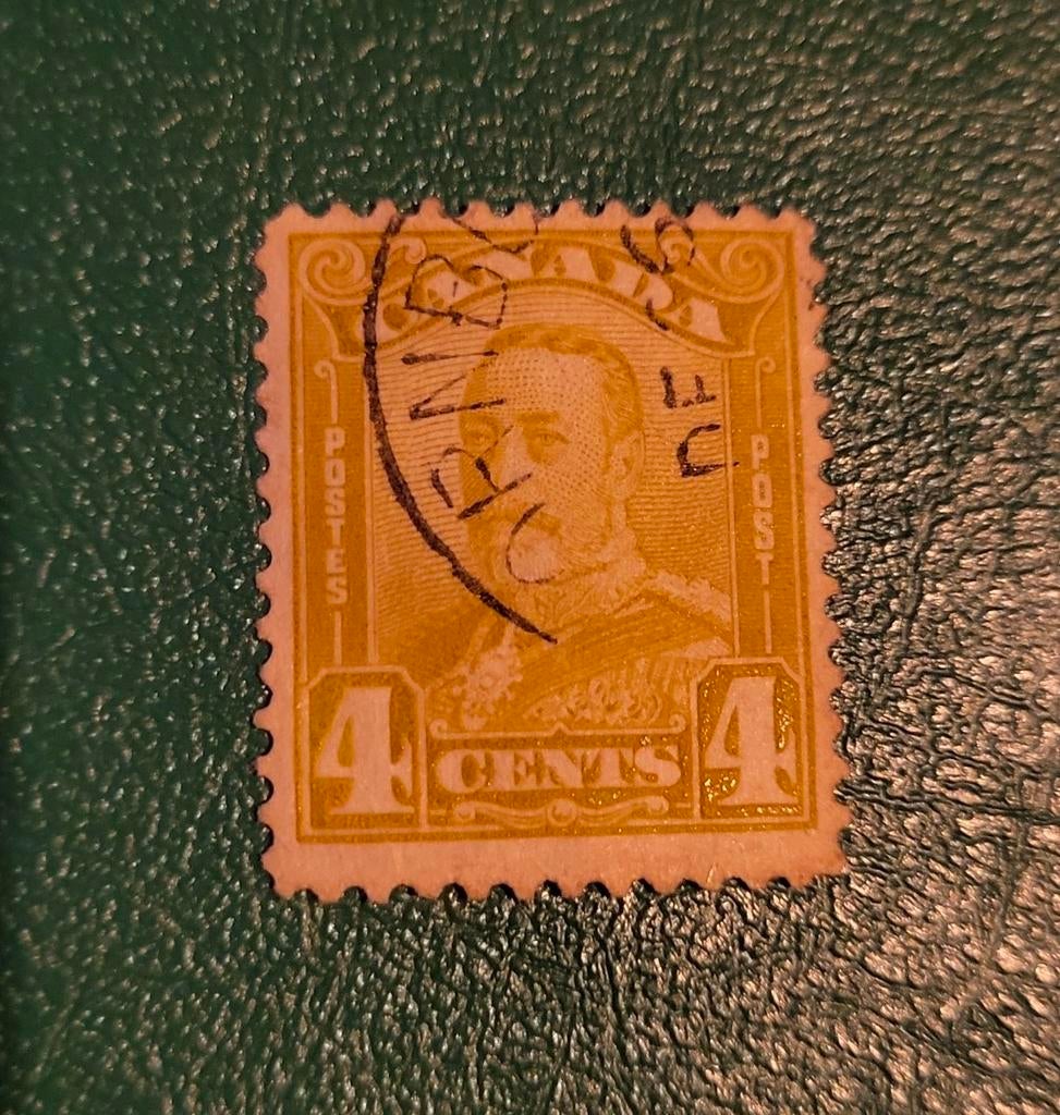 Canada 4 Cent Postzegel - Koning George V, Postzegels en Munten, Postzegels | Amerika, Ophalen of Verzenden, Gestempeld, Noord-Amerika