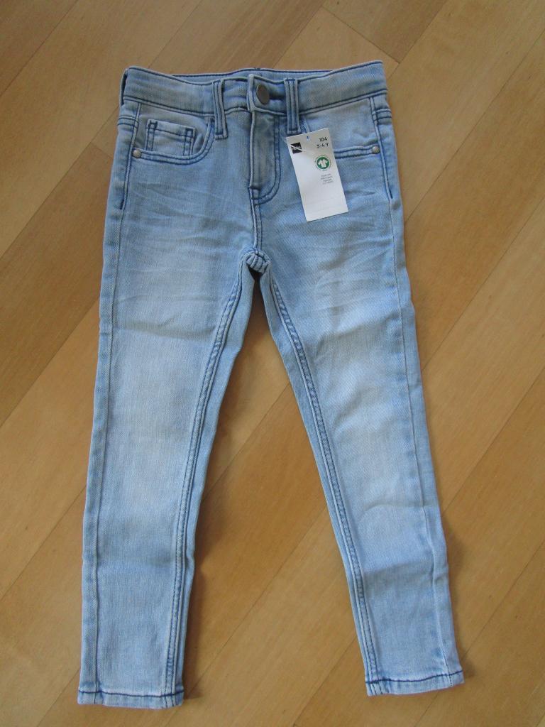 Hema - Nieuwe skinny spijkerbroek maat 104, Kinderen en Baby's, Kinderkleding | Maat 104, Broek, Meisje, Nieuw, Ophalen of Verzenden