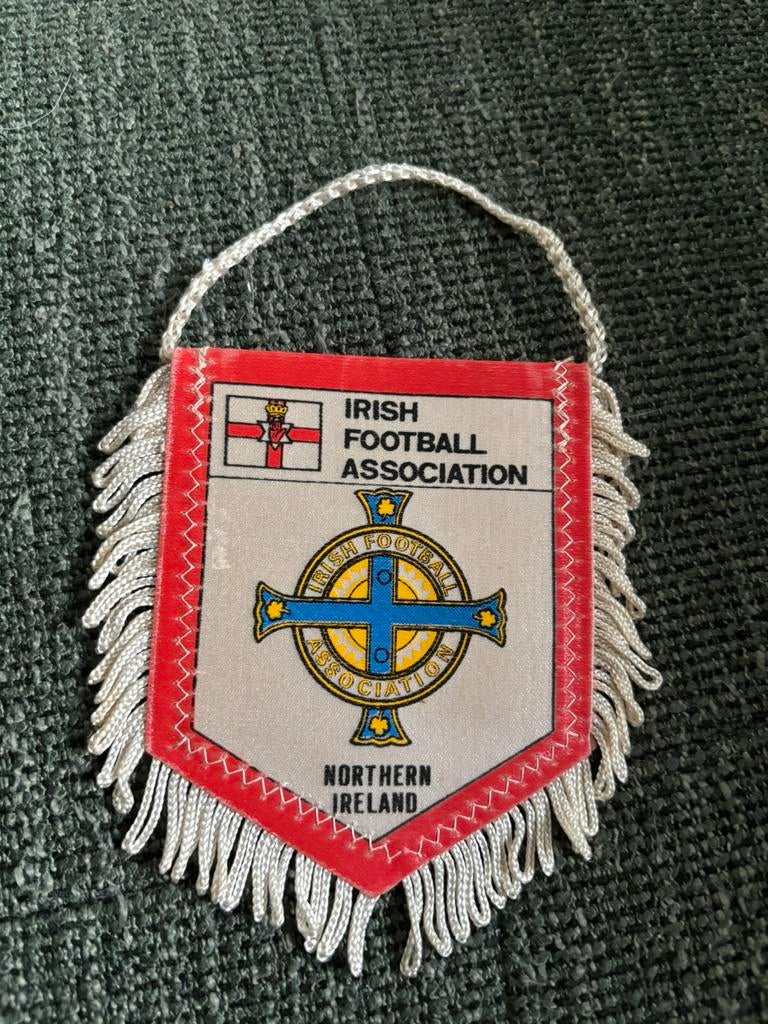 Ierland voetbalbond vaantje, Verzamelen, Ophalen of Verzenden, Zo goed als nieuw, Buitenlandse clubs, Vaantje of Sjaal