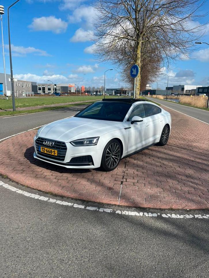 Audi A5 2.0 Tfsi Mhev 190pk S Tronic 2018 Wit, Auto's, Audi, Particulier, A5, Airconditioning, Apple Carplay, Bluetooth, Bochtverlichting