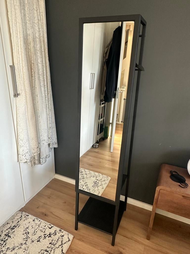 Stevig kledingrek met spiegel / staande spiegel, Ophalen, Zo goed als nieuw, Rechthoekig, Minder dan 100 cm