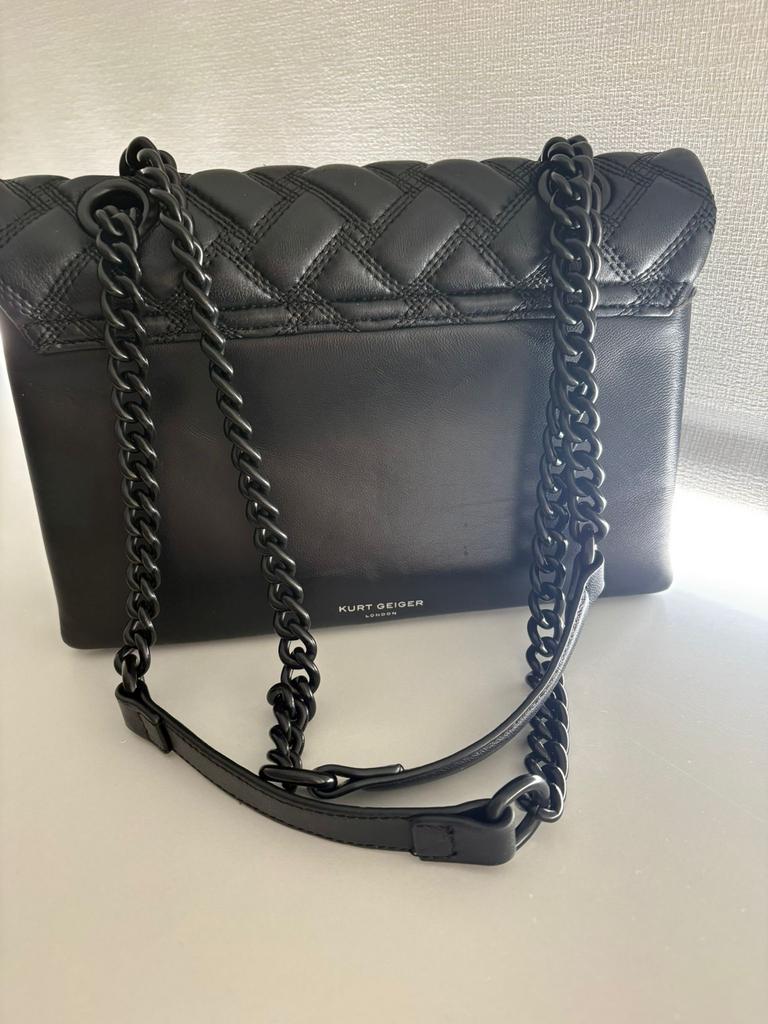 Zwarte Kurt Geiger schoudertas, Ophalen of Verzenden, Gebruikt, Zwart, Schoudertasje