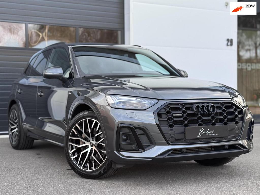 Audi Q5 55 TFSIe S-line Black Optik | Luchtvering | Camera, Auto's, Audi, Automaat, Gebruikt, Plug-in hybride, Bedrijf