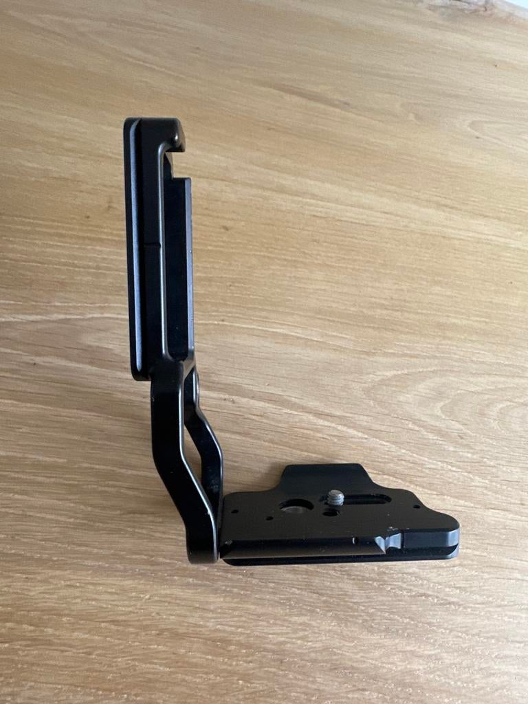 L-Bracket Sony A7R4G, Audio, Tv en Foto, Fotografie | Statieven en Balhoofden, Ophalen of Verzenden, Zo goed als nieuw, Minder dan 150 cm