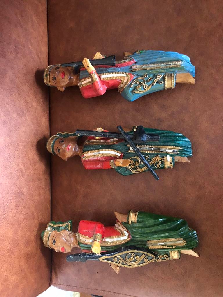 Hand gesneden figuren, Antiek en Kunst, Kunst | Niet-Westerse kunst, Ophalen of Verzenden