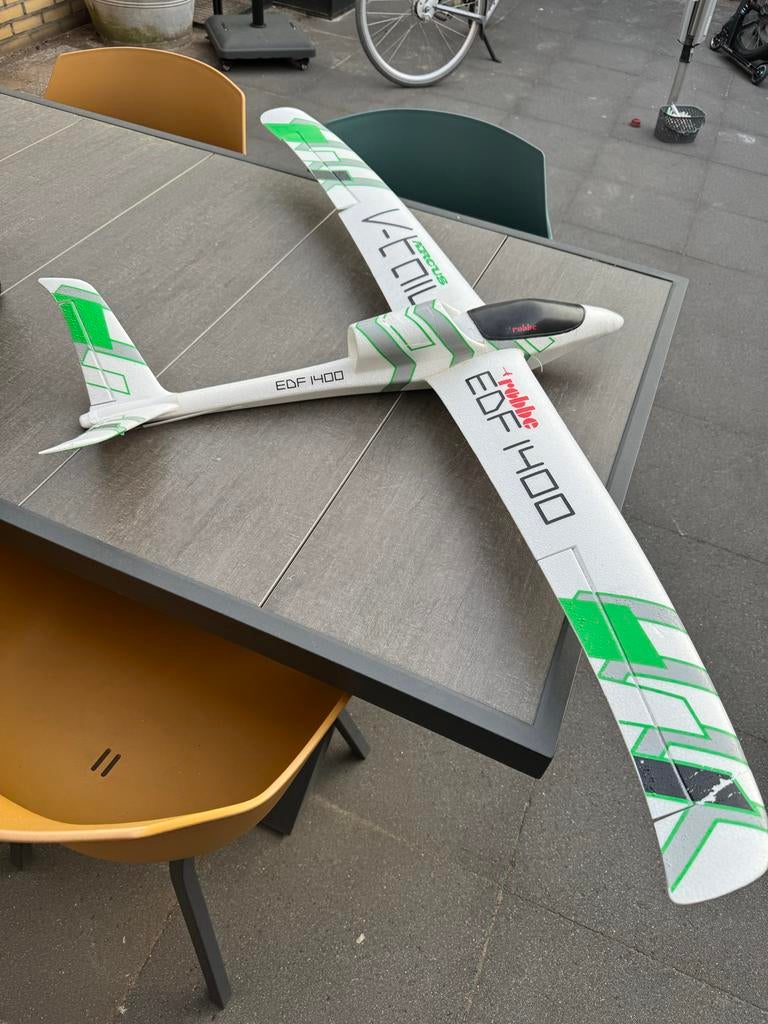 Robbe EDF 1400 Arcus V-Tail Zweefvliegtuig, Ophalen, Gebruikt, Elektro