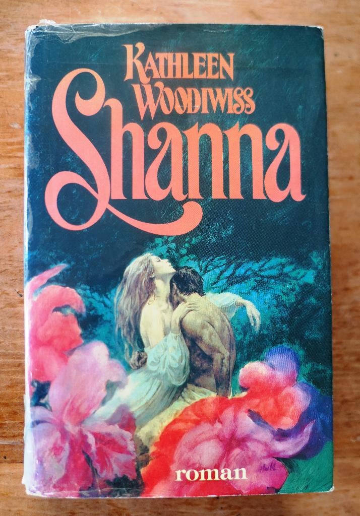Shanna - Kathleen Woodiwiss, Boeken, Historische romans, Ophalen of Verzenden, Zo goed als nieuw, Kathleen Woodiwiss