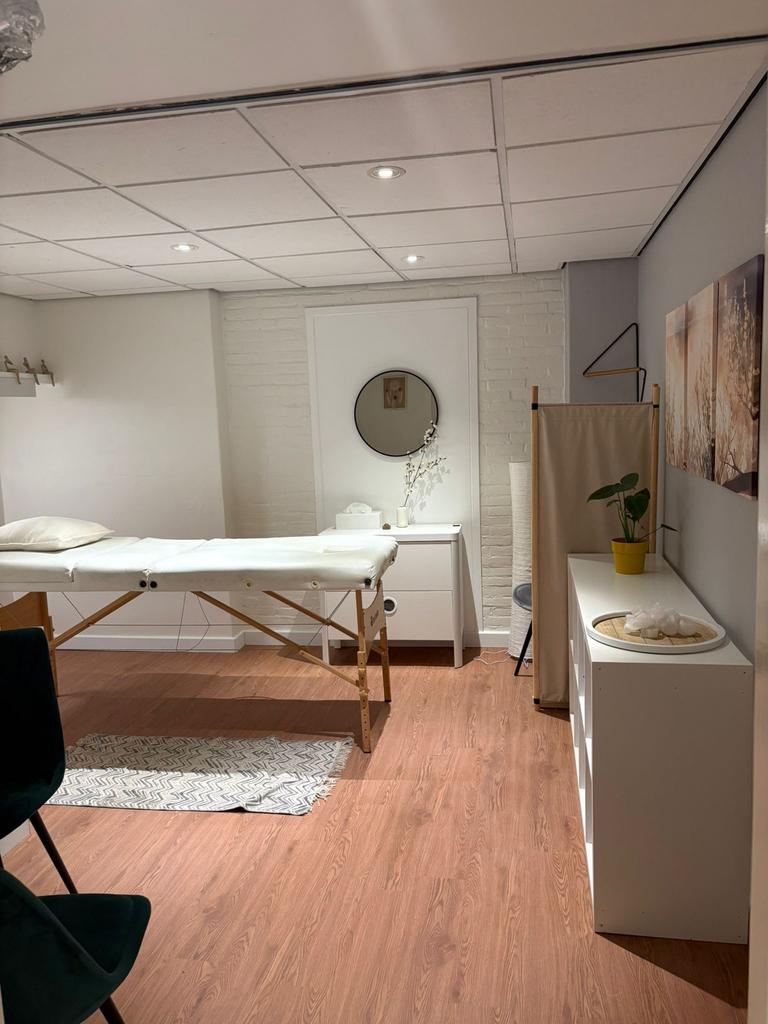 ( Massage Salon ) Ontspanning, Zweedse , Deep Tissue massage, Diensten en Vakmensen, Ontspanningsmassage