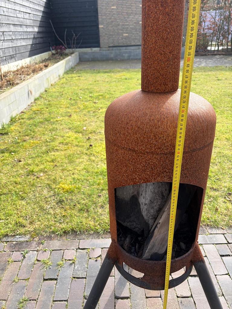 Houtkachel - 240 cm hoog, Ophalen, Gebruikt