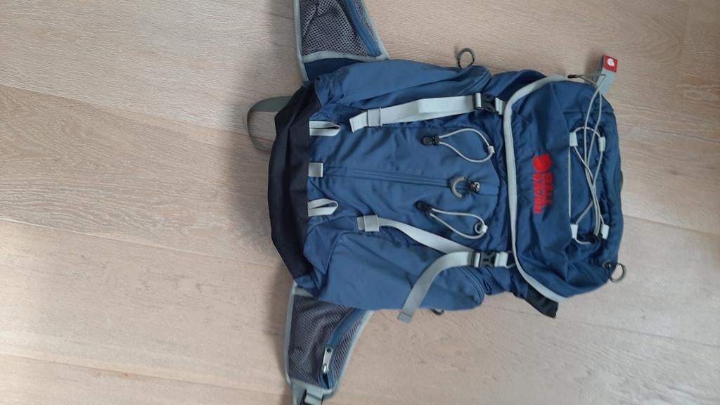 Fjällräven C2C 30L Trekking Rugzak - Zo goed als nieuw, 25 tot 40 cm, Ophalen of Verzenden, Zo goed als nieuw, Trekking