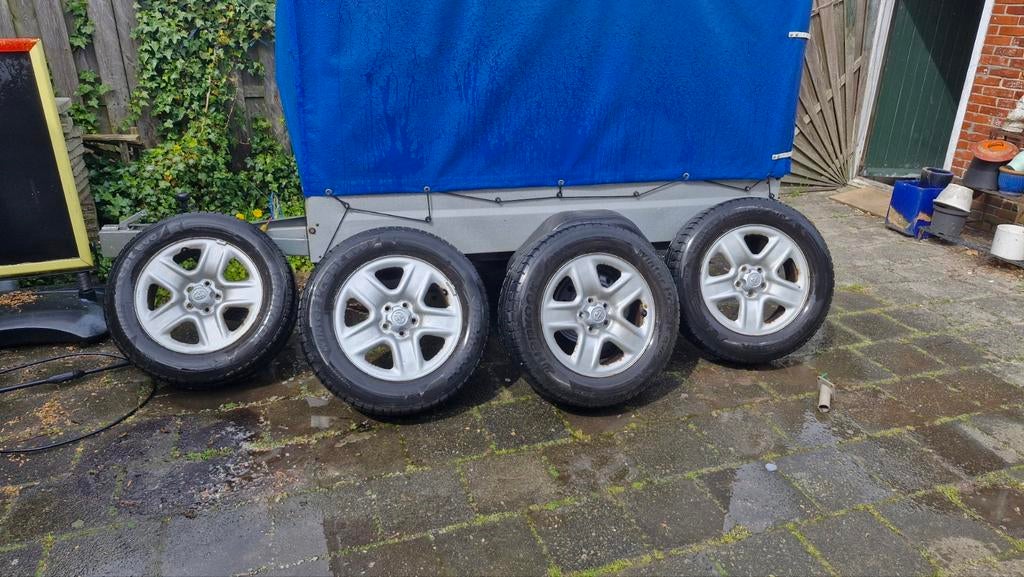 Stalen velgen met gebruikte winterbanden voor oa Rav4, Auto-onderdelen, Banden en Velgen, Ophalen, Gebruikt, Velg(en), 17 inch