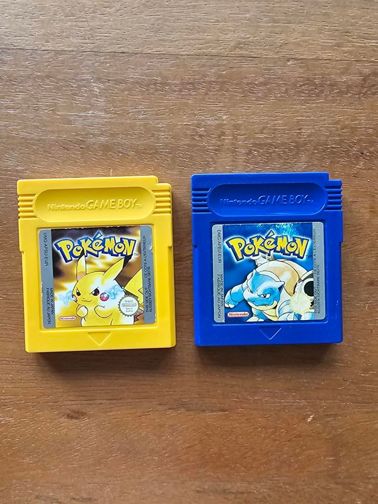 Pokémon Yellow & Blue Edition Game Boy, Nintendo, Gebruikt, 1 speler, Role Playing Game (Rpg)