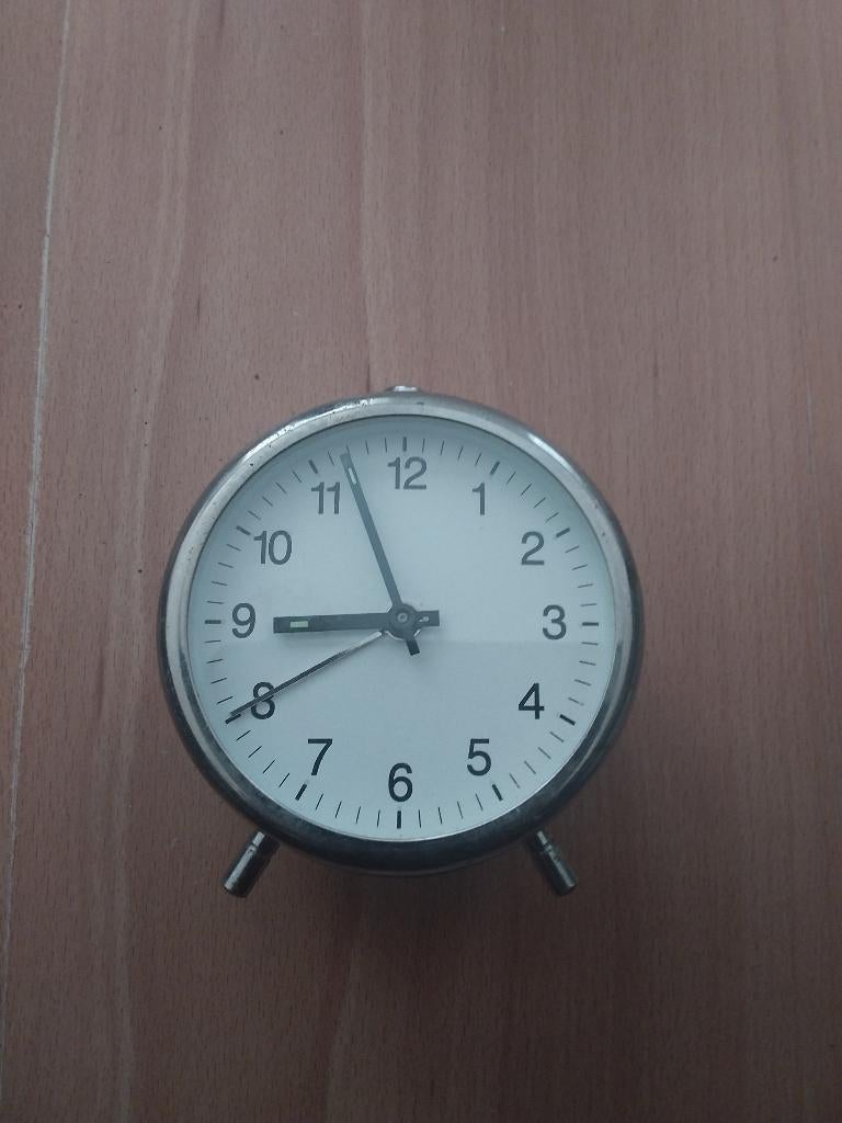 Wekker wit werkt perfect analoog, Witgoed en Apparatuur, Wekkers, Ophalen, Gebruikt, Analoog