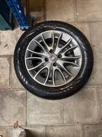 Originele 15 inch lichtmetalen velg Fiat Punto Evo/Grande Pu, Auto-onderdelen, Banden en Velgen, Ophalen of Verzenden, Gebruikt