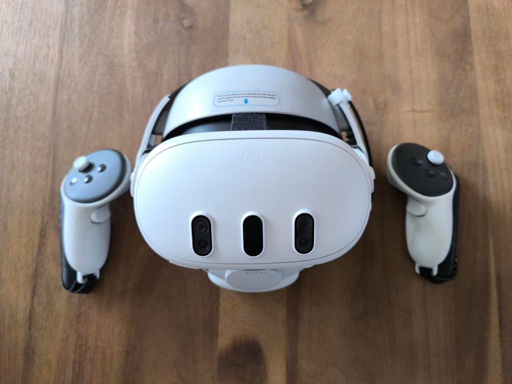 Quest 3 128gb + BoboVR, Ophalen of Verzenden, Zo goed als nieuw, VR-bril, Overige platformen