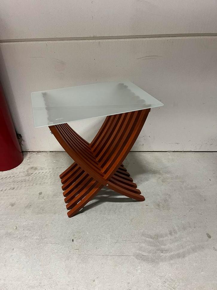 Moderne inklapbare bijzettafel/plantentafel met melkglas, Huis en Inrichting, Tafels | Bijzettafels, Gebruikt, Rechthoekig, 45 tot 60 cm