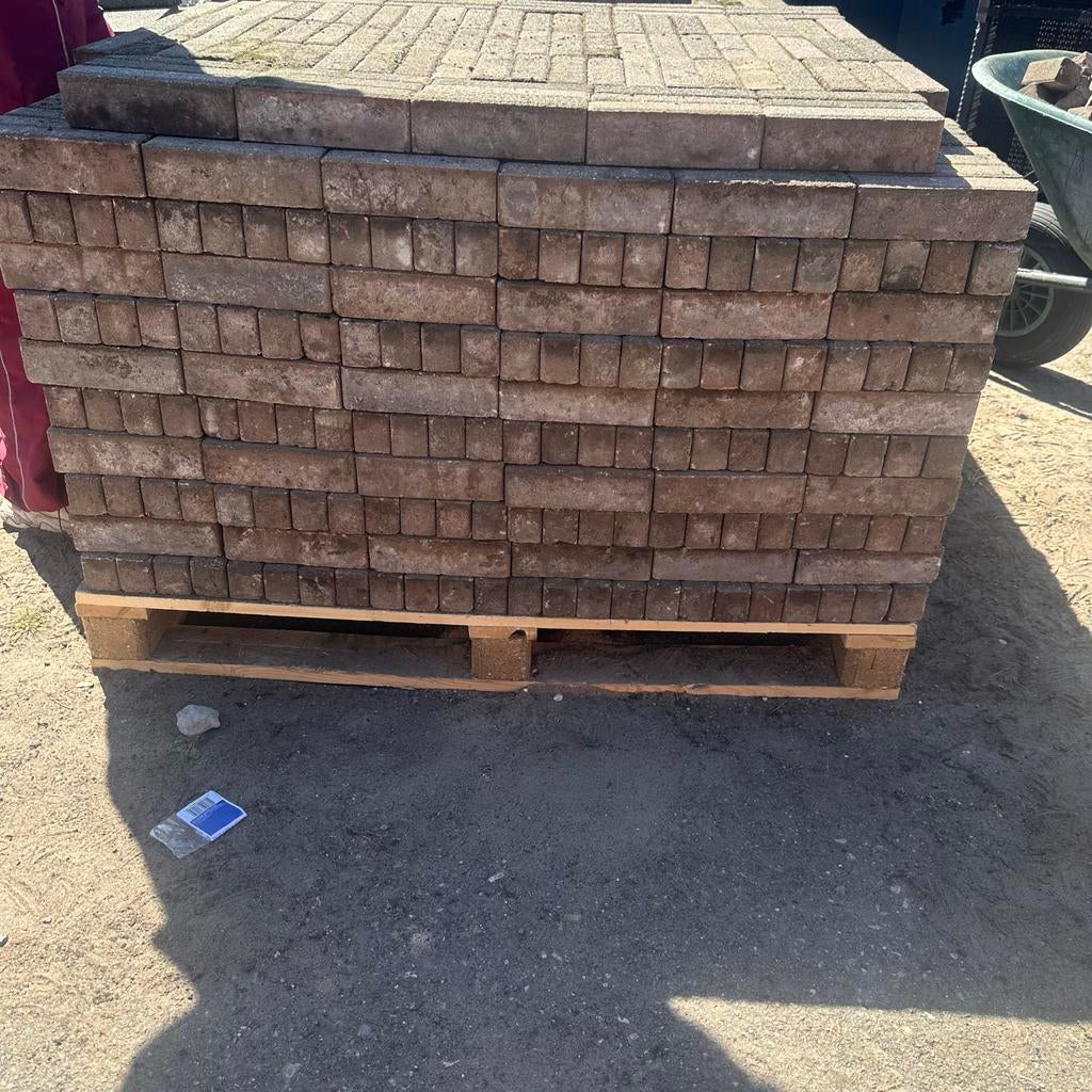 Gratis waaltjes, ruim 20 m², Ophalen, Gebruikt, Klinkers, 10 m² of meer