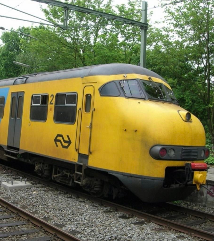 Uniek stuk stalen treindeur!, Ophalen, Zo goed als nieuw