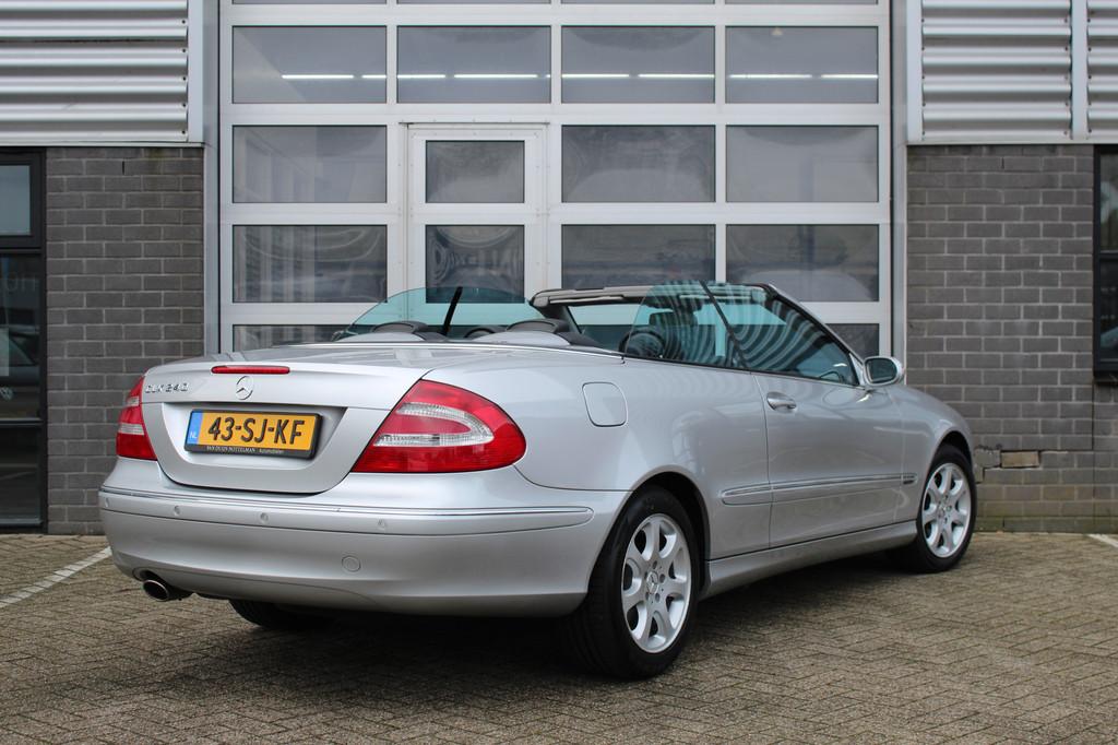 Mercedes-Benz CLK-Klasse Cabrio 240 Avantgarde V6 / Youngtim, Auto's, Mercedes-Benz, Automaat, Achterwielaandrijving, Gebruikt