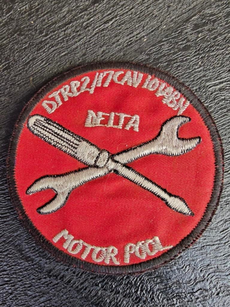 Patch , US ARMY D TROOP 17TH CAVALRY, 101ST AIRBORNE HELICOP, Verzamelen, Ophalen of Verzenden, Landmacht, Amerika, Embleem of Badge