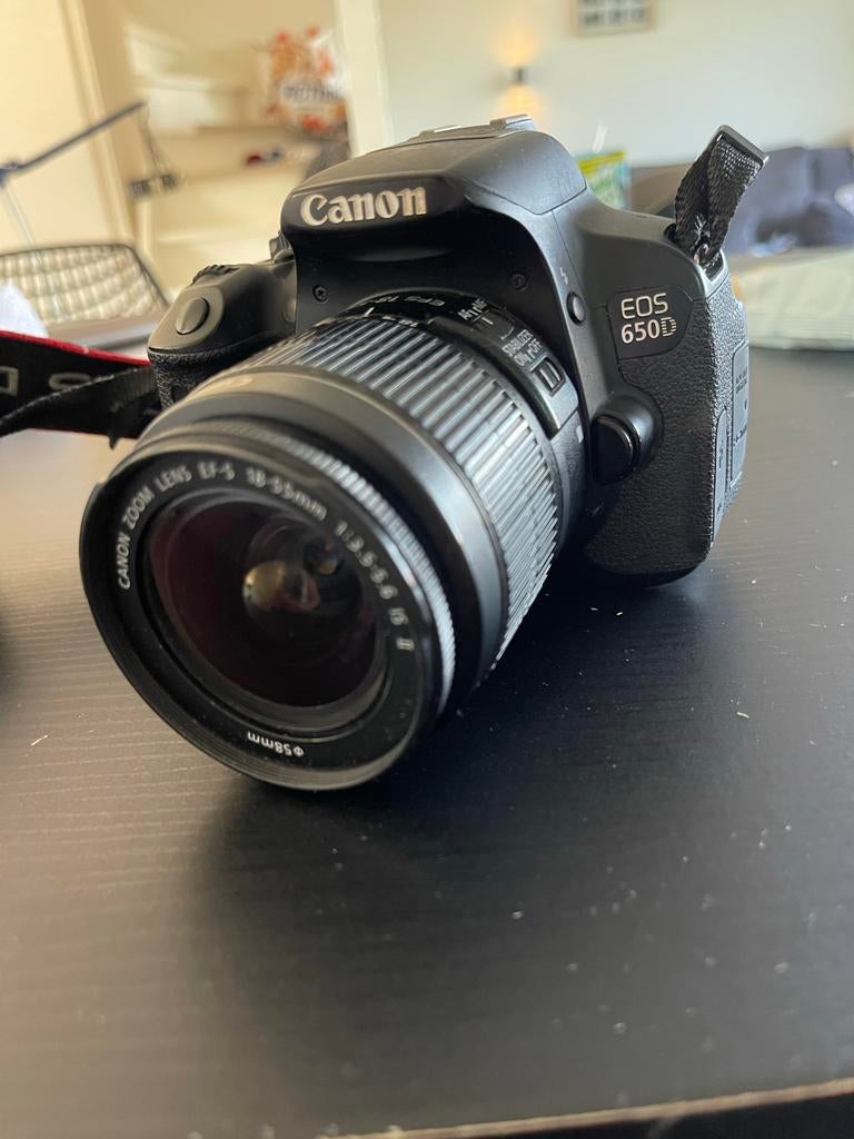 Canon EOS 650D spiegelreflexcamera met 18-55mm kitlens, Gebruikt, Spiegelreflex, Canon, Ophalen of Verzenden