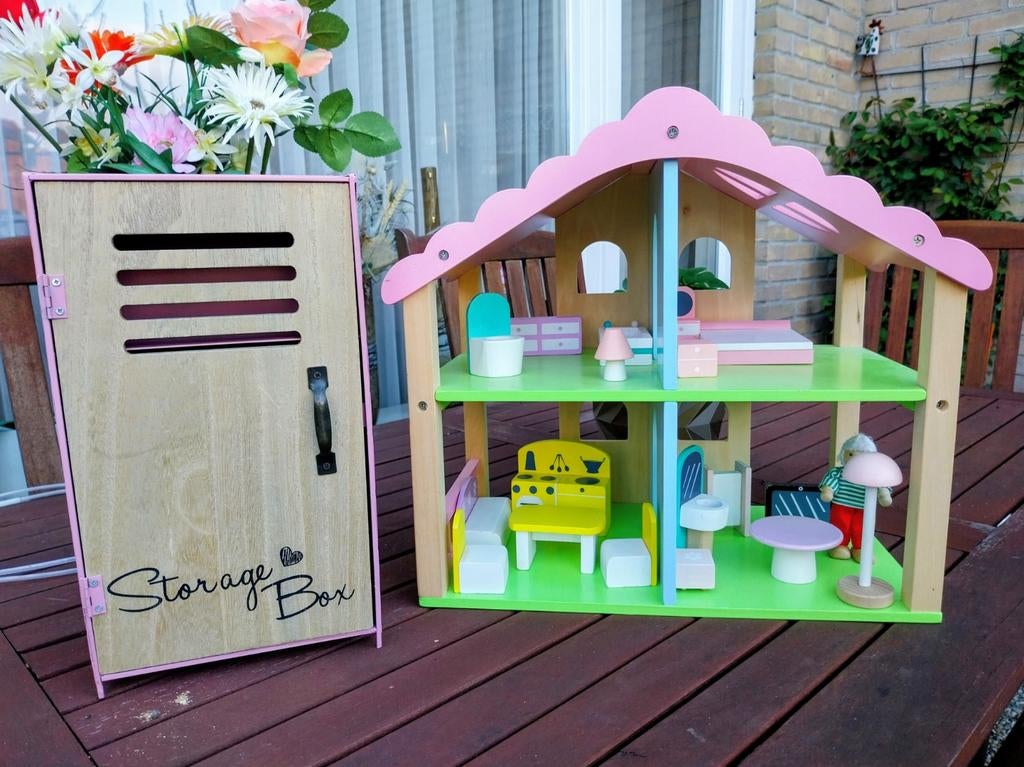 Houten poppenhuis, Ophalen, Poppenhuis