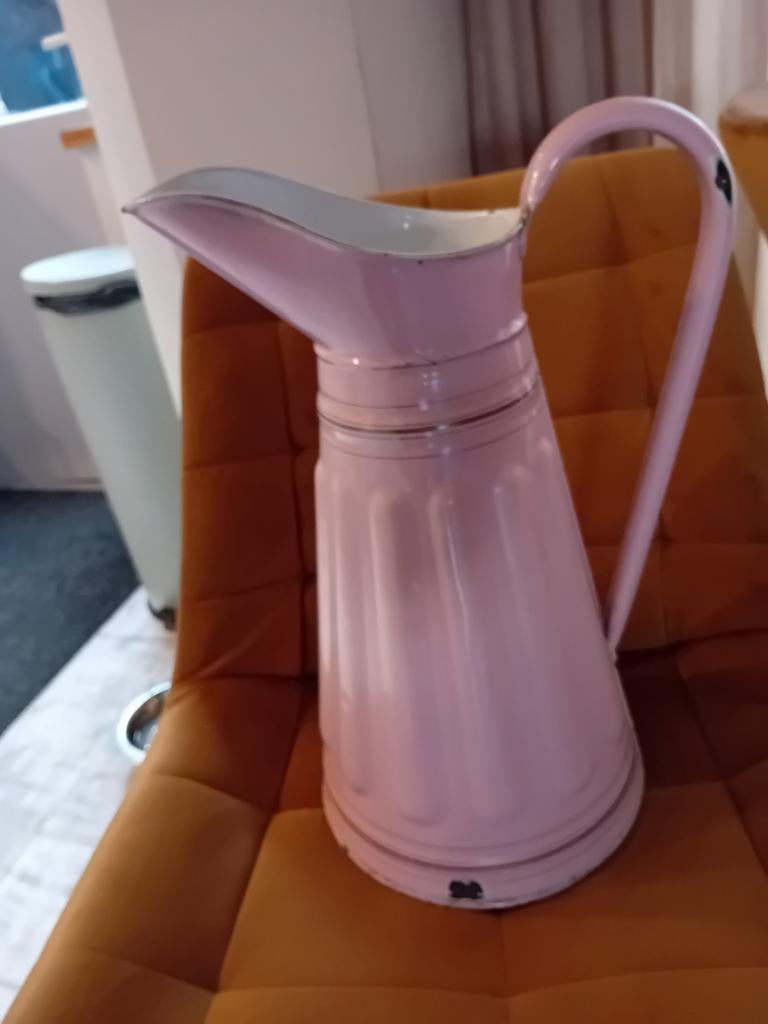 Mooie emaille rose waterkan., Ophalen of Verzenden