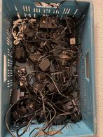 Grote partij kabels, adapters en stekkerstverlichting, Ophalen, Gebruikt