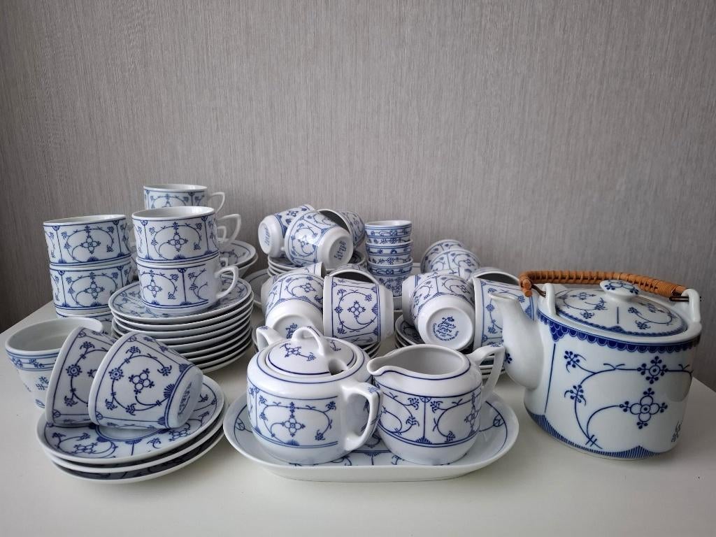 Blau saks serviesgoed, Huis en Inrichting, Keuken | Servies, Zo goed als nieuw, Kop(pen) en/of Schotel(s), Overige stijlen, Porselein