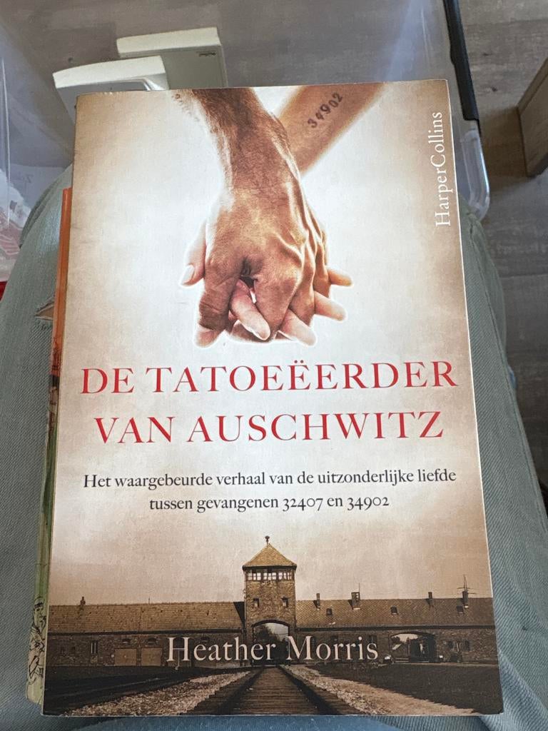 De Tatoeëerder van Auschwitz - Heather Morris, Ophalen of Verzenden, 20e eeuw of later, Zo goed als nieuw