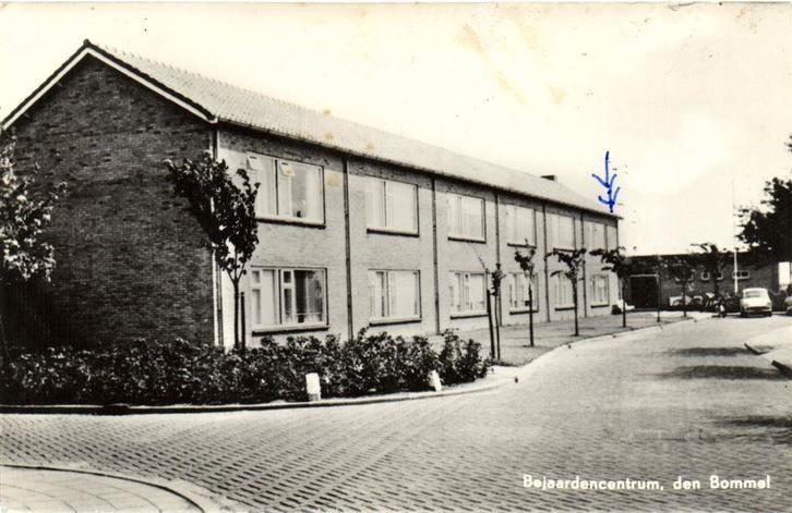 Bejaardencentrum, den Bommel - gelopen, Verzamelen, Ansichtkaarten | Nederland, Gelopen, Zuid-Holland, Voor 1920, Ophalen of Verzenden