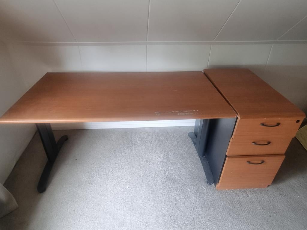 Buro met kasten lade, Ophalen of Verzenden