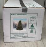 Kerstboom forest frosted 215cm intratuin, Diversen, Kerst, Ophalen, Zo goed als nieuw