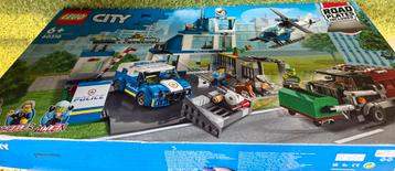Lego City Politiebureau 60316 - Complete Set beschikbaar voor biedingen