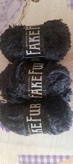 3 Bollen Mayflower Fake Fur Garen - Grijs, Ophalen of Verzenden, Nieuw, Breien of Haken, Wol of Garen