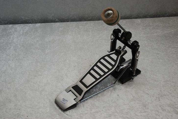 Basdrumpedaal   <>25252372, Muziek en Instrumenten, Instrumenten | Onderdelen, Gebruikt, Drums of Percussie, Ophalen of Verzenden