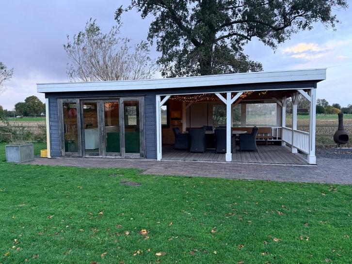 Gezellige grote houten veranda inclusief keuken, Tuin en Terras, Overkappingen, Zo goed als nieuw, Veranda, Ophalen